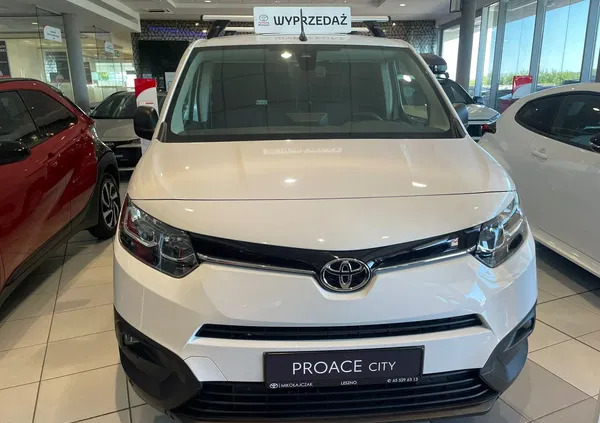 toyota proace city świętokrzyskie Toyota Proace City cena 113000 przebieg: 5, rok produkcji 2023 z Zawadzkie